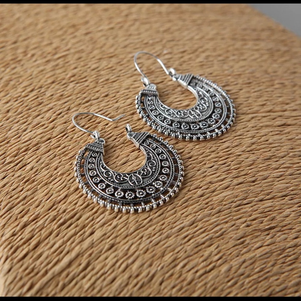 Ethnic Drop Earring Vintage Women Bohemia Dangle Earrings - Picture 3 of 4